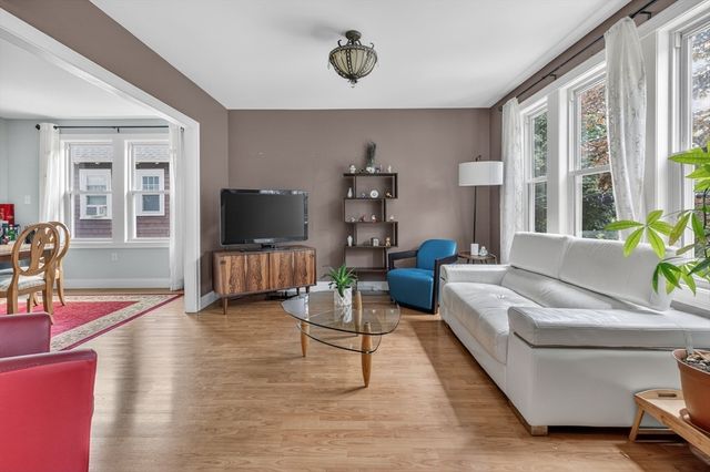 18 Vincent Ave 18, Belmont, MA 02478