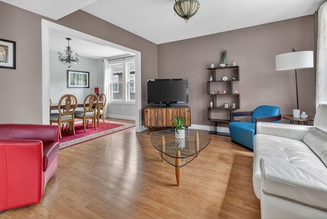 18 Vincent Ave 18, Belmont, MA 02478