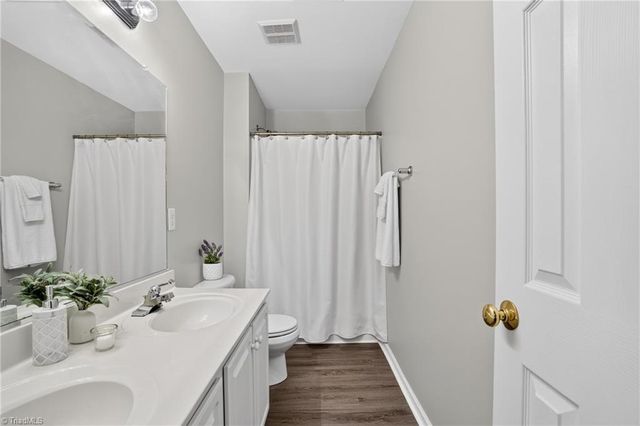 4405 Baylor Street, Greensboro, NC 27455