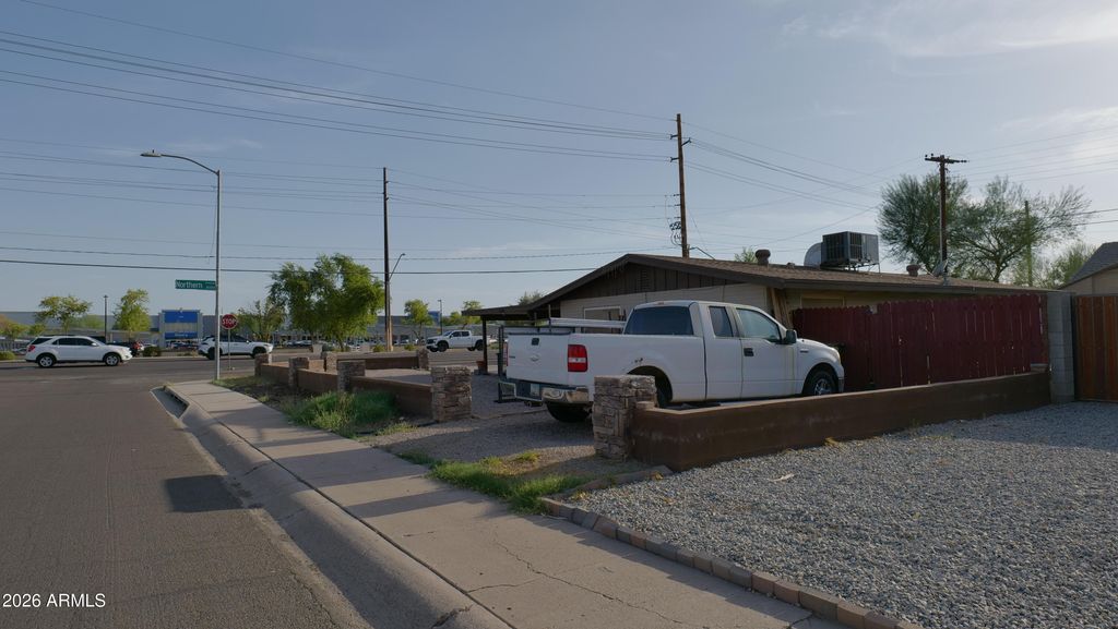 5602 W Northern Avenue, Glendale, AZ 85301 — photo 3