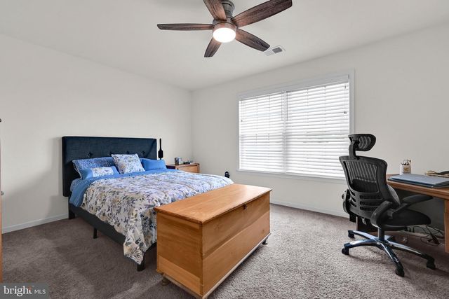 109 REPUBLIC TER, East Petersburg, PA 17520