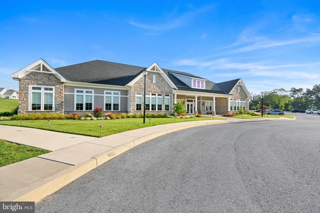 109 REPUBLIC TER, East Petersburg, PA 17520