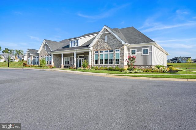109 REPUBLIC TER, East Petersburg, PA 17520
