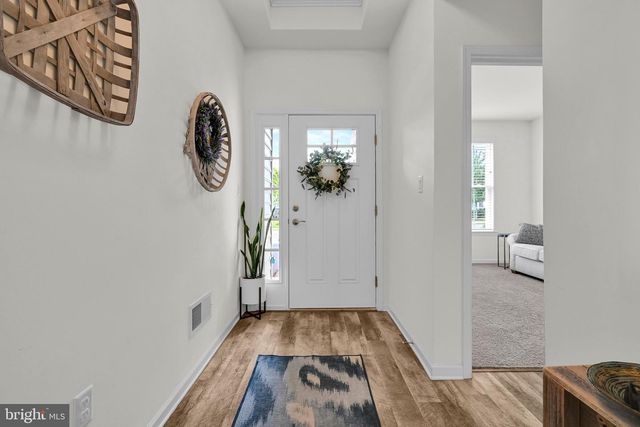 109 REPUBLIC TER, East Petersburg, PA 17520