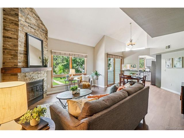 1310 S Monaco Pkwy 23-G, Denver, CO 80224