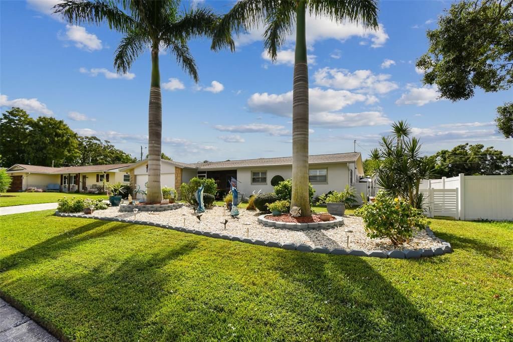 1389 SEABREEZE STREET, Clearwater, FL 33756