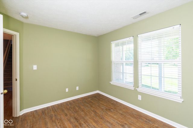 721 Bluff Creek Drive, Fortville, IN 46040