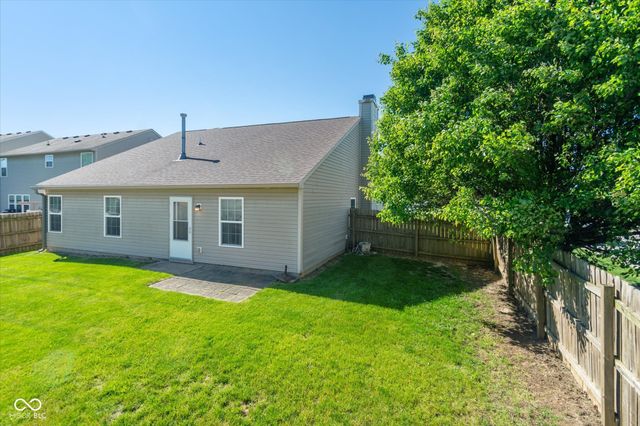 721 Bluff Creek Drive, Fortville, IN 46040