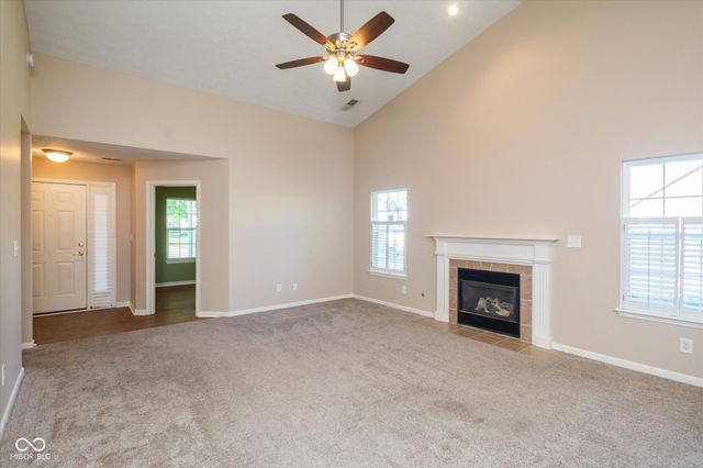 721 Bluff Creek Drive, Fortville, IN 46040