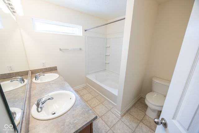 1212 Crabapple Road, Franklin, IN 46131