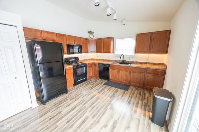 1212 Crabapple Road, Franklin, IN 46131