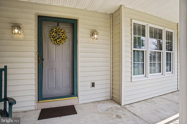 5 FISHER TER, Willow Street, PA 17584