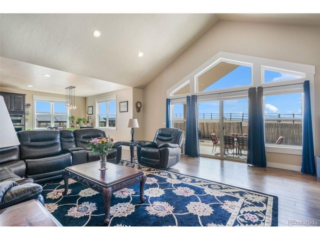 16924 Fletcherville Ln, Peyton, CO 80831