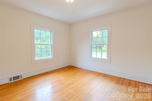 1310 S York Road, Gastonia, NC 28052