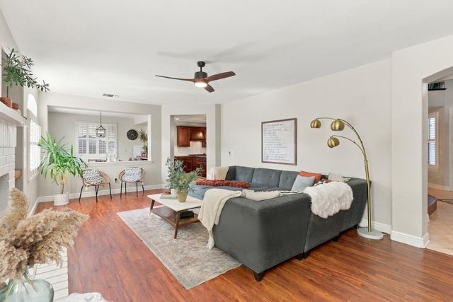 7121 Paul Do Mar Way, Elk Grove, CA 95757