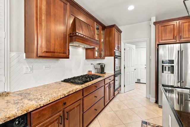7121 Paul Do Mar Way, Elk Grove, CA 95757