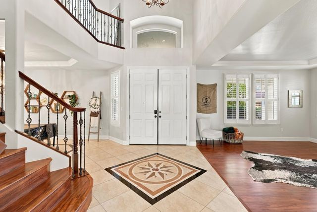 7121 Paul Do Mar Way, Elk Grove, CA 95757