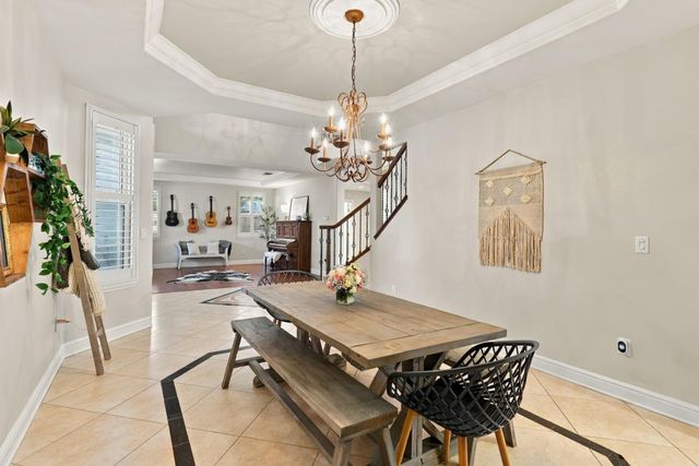 7121 Paul Do Mar Way, Elk Grove, CA 95757