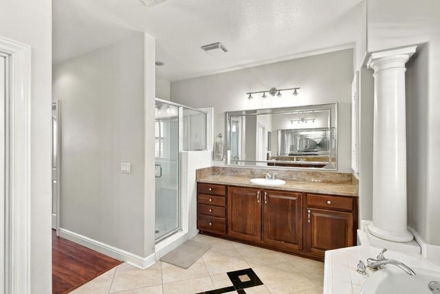 7121 Paul Do Mar Way, Elk Grove, CA 95757
