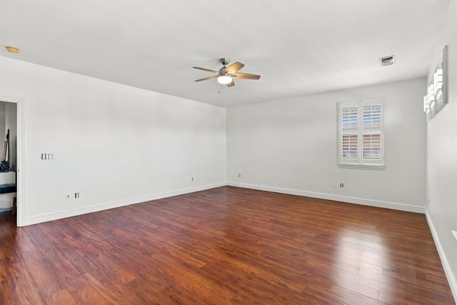 7121 Paul Do Mar Way, Elk Grove, CA 95757