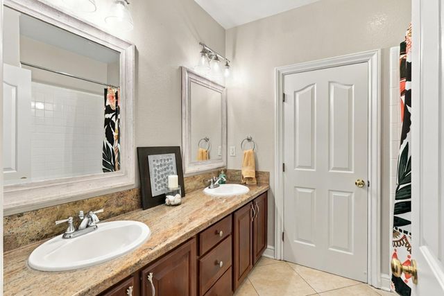 7121 Paul Do Mar Way, Elk Grove, CA 95757