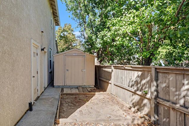 7121 Paul Do Mar Way, Elk Grove, CA 95757