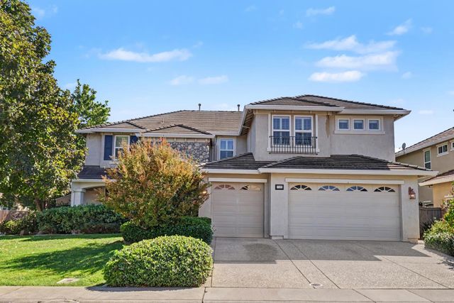7121 Paul Do Mar Way, Elk Grove, CA 95757