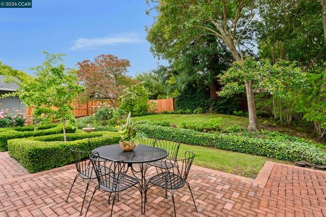 3195 Camino Colorados, Lafayette, CA 94549