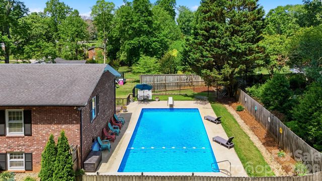 138 Whispering Pines Drive, Hudson, NC 28638