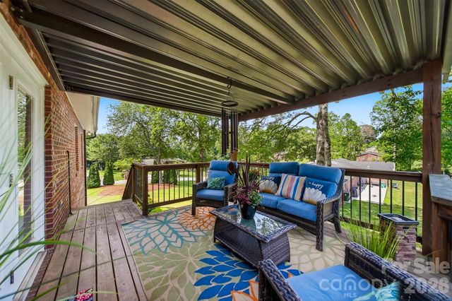 138 Whispering Pines Drive, Hudson, NC 28638
