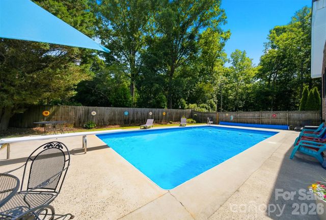 138 Whispering Pines Drive, Hudson, NC 28638
