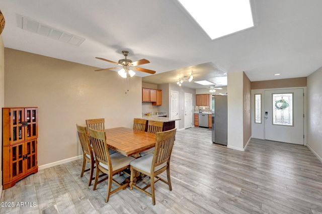 10309 W FLORIADE Drive, Sun City, AZ 85351