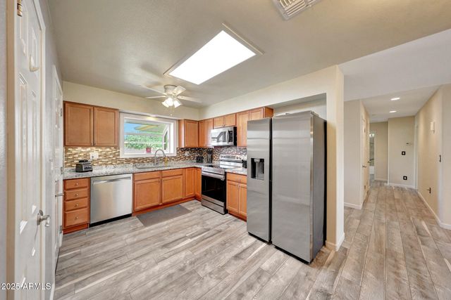 10309 W FLORIADE Drive, Sun City, AZ 85351