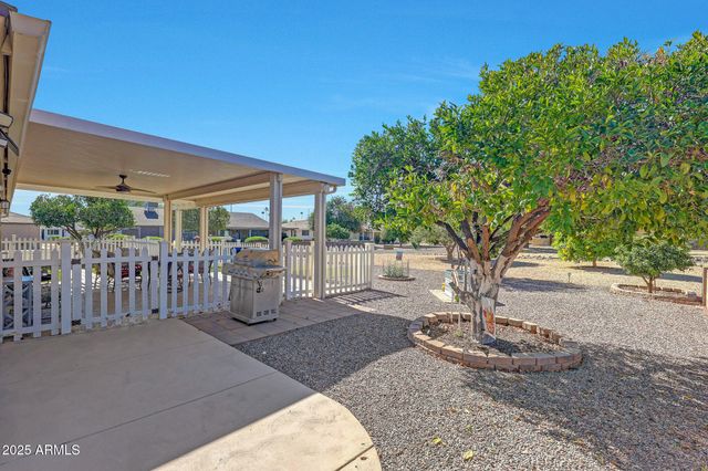 10309 W FLORIADE Drive, Sun City, AZ 85351