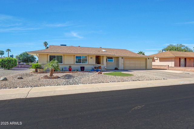 10309 W FLORIADE Drive, Sun City, AZ 85351