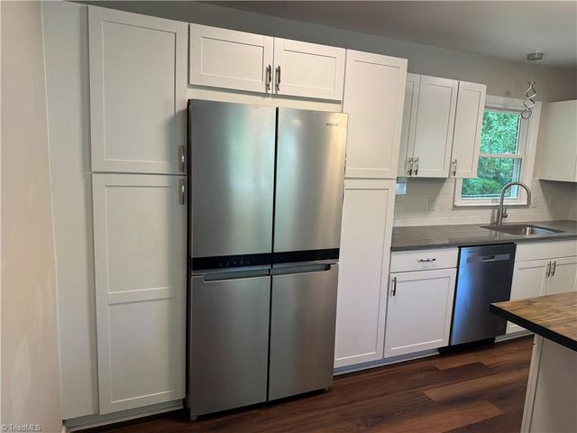 6529 Benson Lane, Pfafftown, NC 27040
