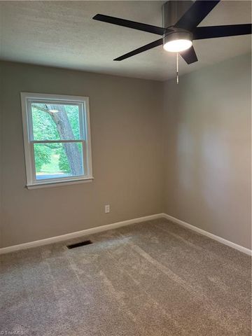 6529 Benson Lane, Pfafftown, NC 27040