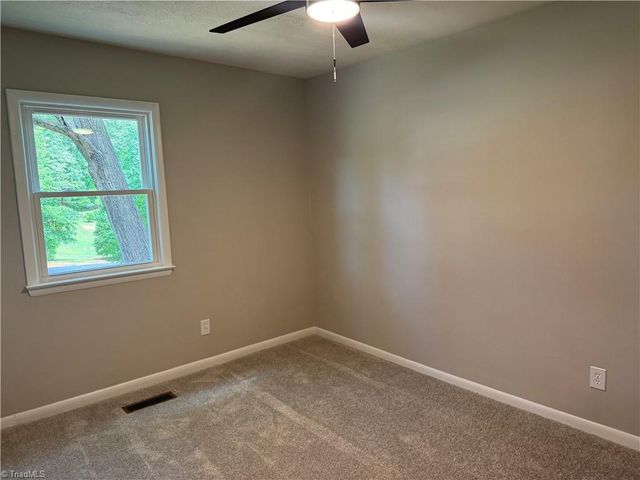 6529 Benson Lane, Pfafftown, NC 27040