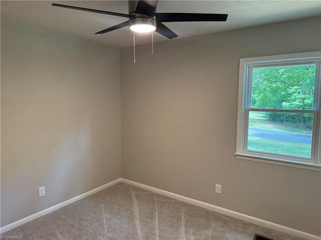 6529 Benson Lane, Pfafftown, NC 27040