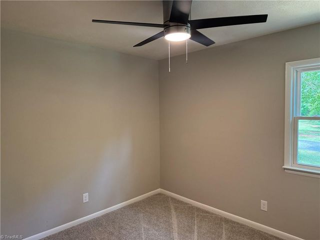6529 Benson Lane, Pfafftown, NC 27040