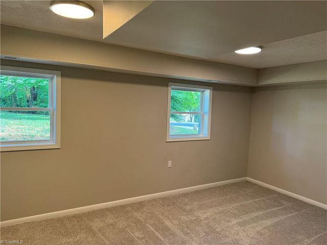 6529 Benson Lane, Pfafftown, NC 27040