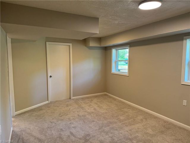 6529 Benson Lane, Pfafftown, NC 27040