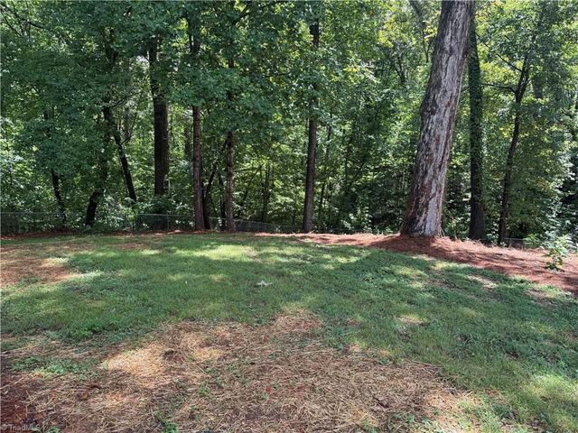 6529 Benson Lane, Pfafftown, NC 27040