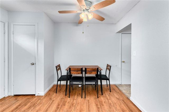 10719 CAMBRIDGE Avenue, Kansas City, MO 64134
