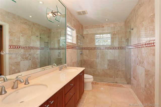 592 Fernwood Road B, Key Biscayne, FL 33149
