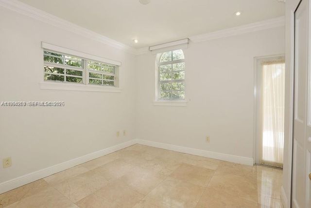 592 Fernwood Road B, Key Biscayne, FL 33149