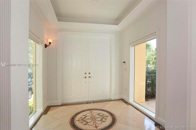 592 Fernwood Road B, Key Biscayne, FL 33149