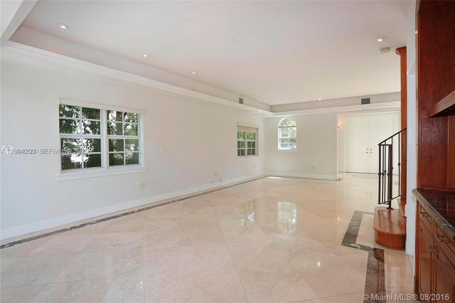 592 Fernwood Road B, Key Biscayne, FL 33149
