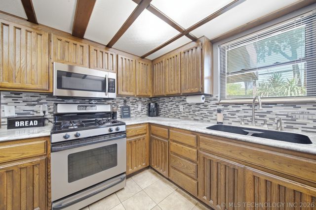 2701 S 140th East Avenue, Tulsa, OK 74134