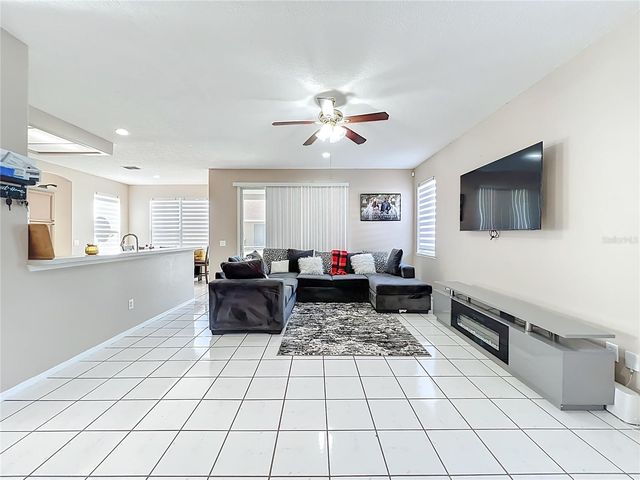 15000 LAKE AZURE DRIVE, Orlando, FL 32824